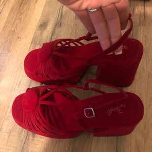 Vintage zodiac chunky 90s heels